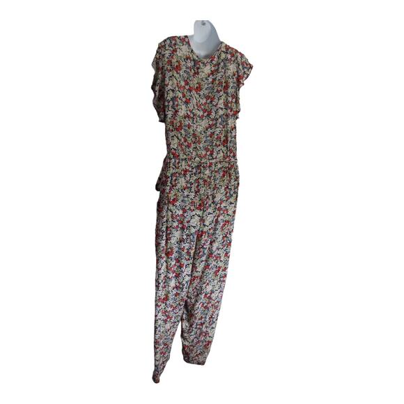 Free People Ruffle Your Feather Jumpsuit M – Floral, V-Neck, Festival/Boho - Picture 5 of 8